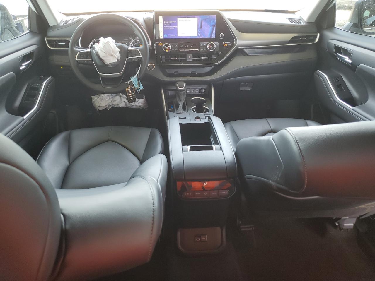 2024 TOYOTA HIGHLANDER LE VIN:5TDKDRAH9RS053120