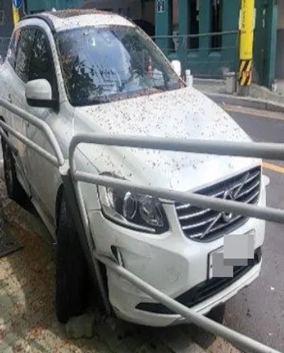 2015 Volvo XC60 YV1DZARBDG2852628 VIN:YV1DZARBDG2852628