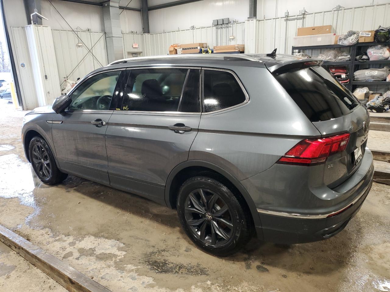 2024 VOLKSWAGEN TIGUAN SE VIN:3VV2B7AX3RM173952