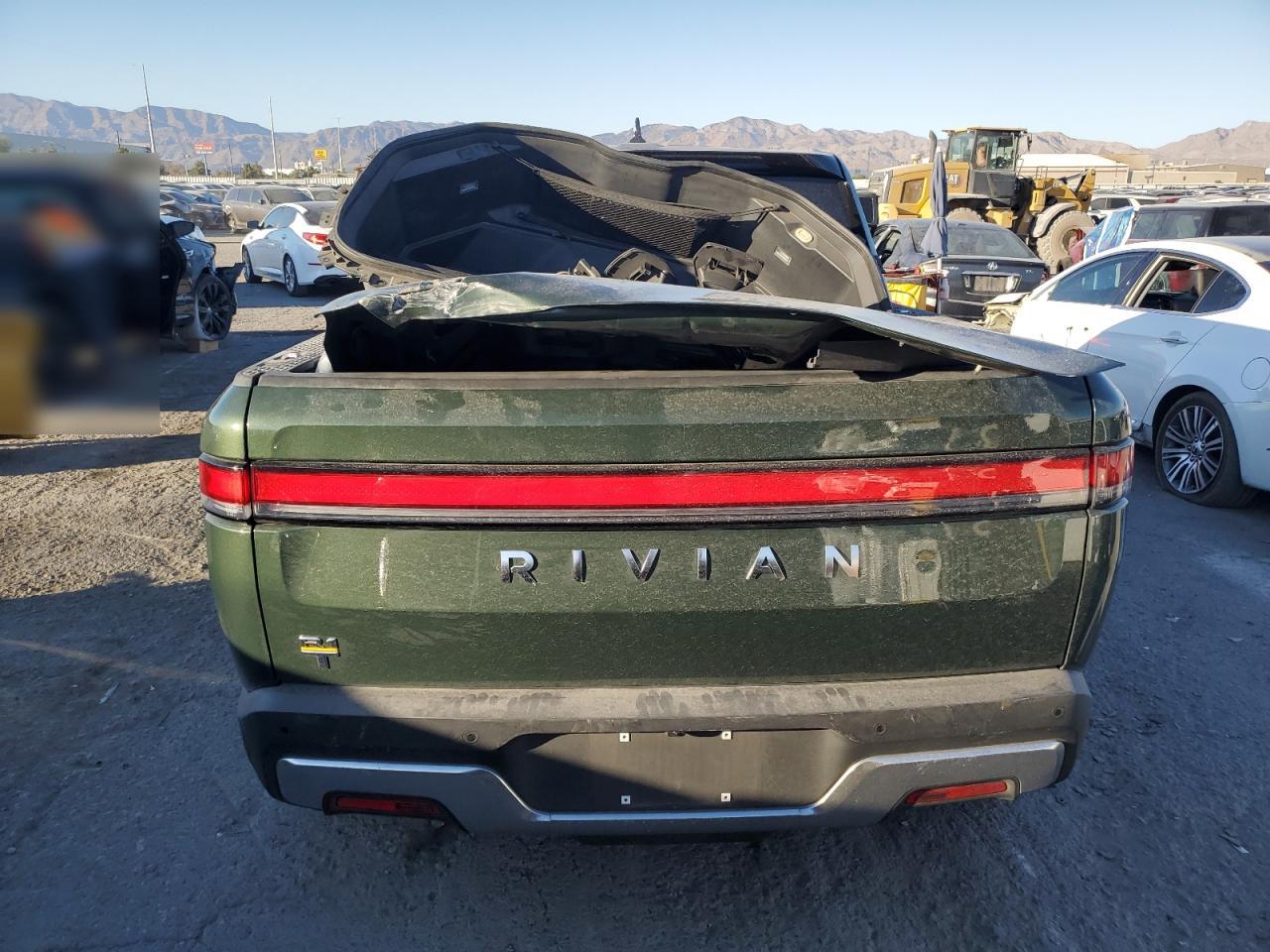 2022 RIVIAN R1T ADVENTURE VIN:7FCTGAAA5NN007049