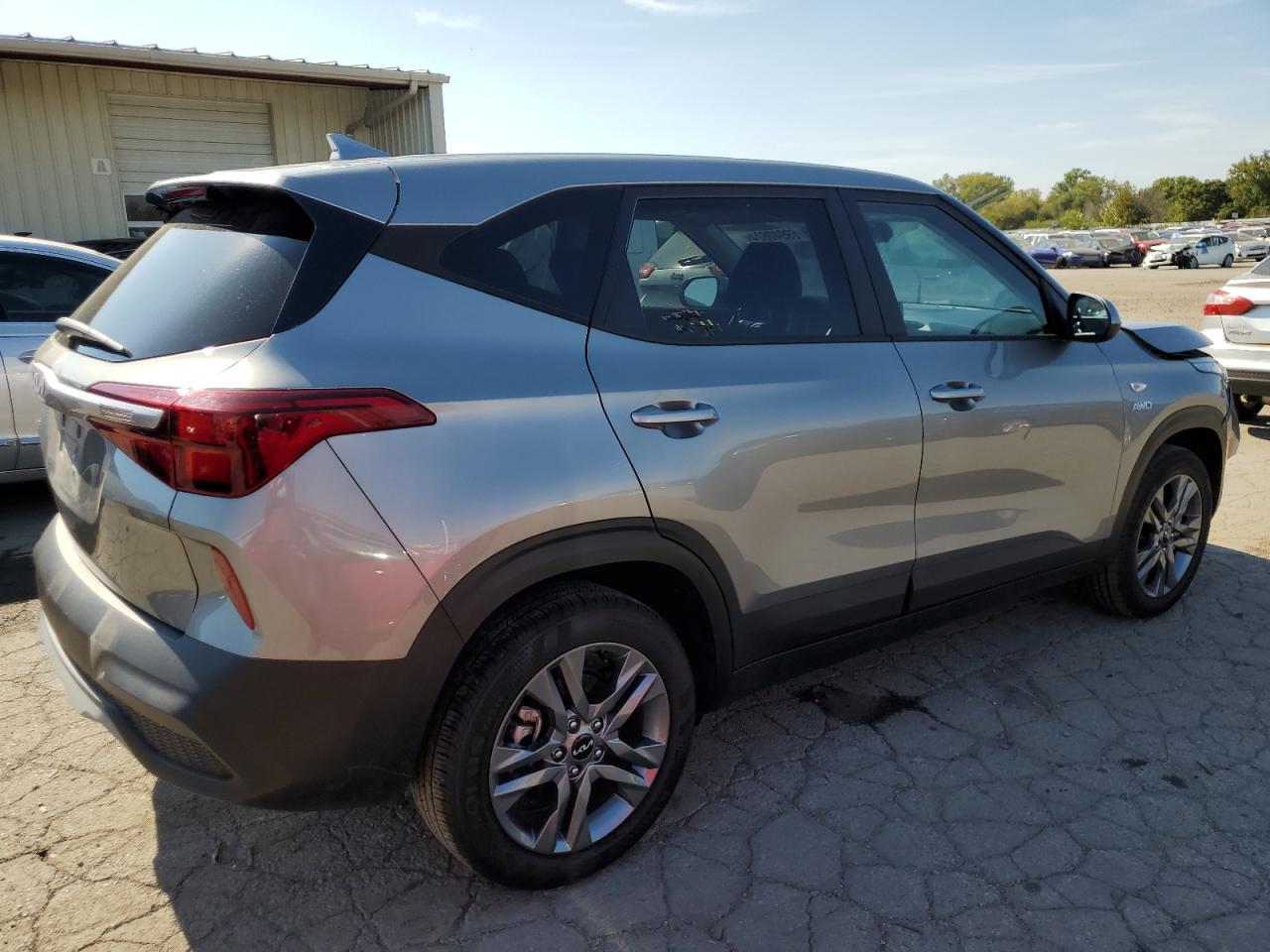 2023 KIA SELTOS LX VIN:KNDEPCAA1P7417297