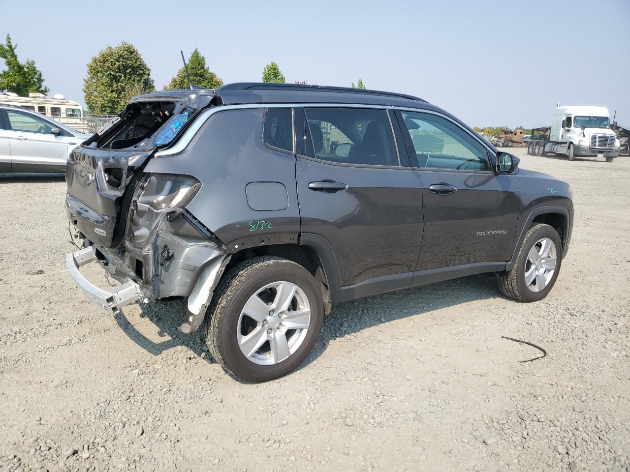 2022 JEEP COMPASS LATITUDE VIN:3C4NJDBB3NT236757