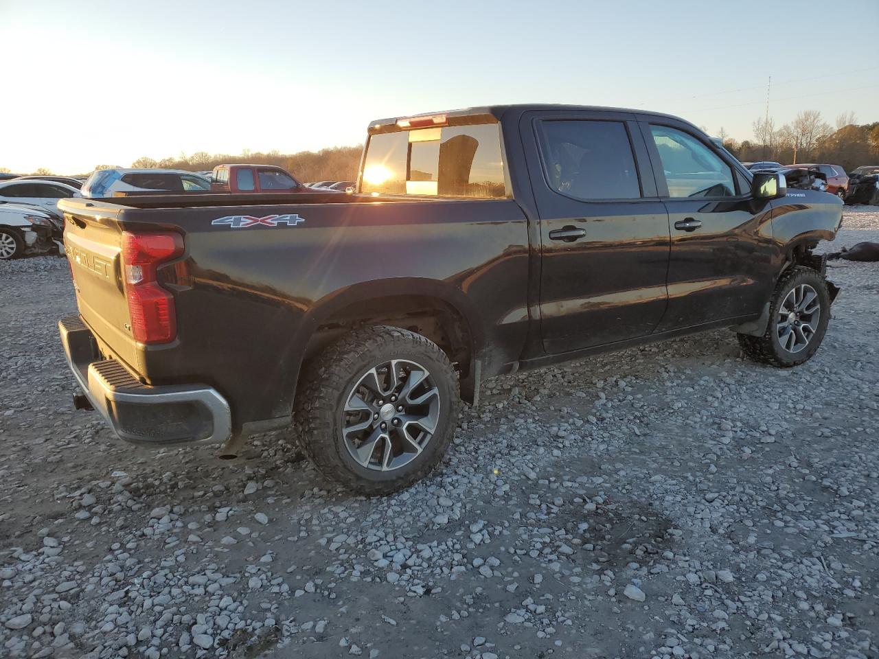 2024 CHEVROLET SILVERADO K1500 LT VIN:2GCUDDED3R1133510