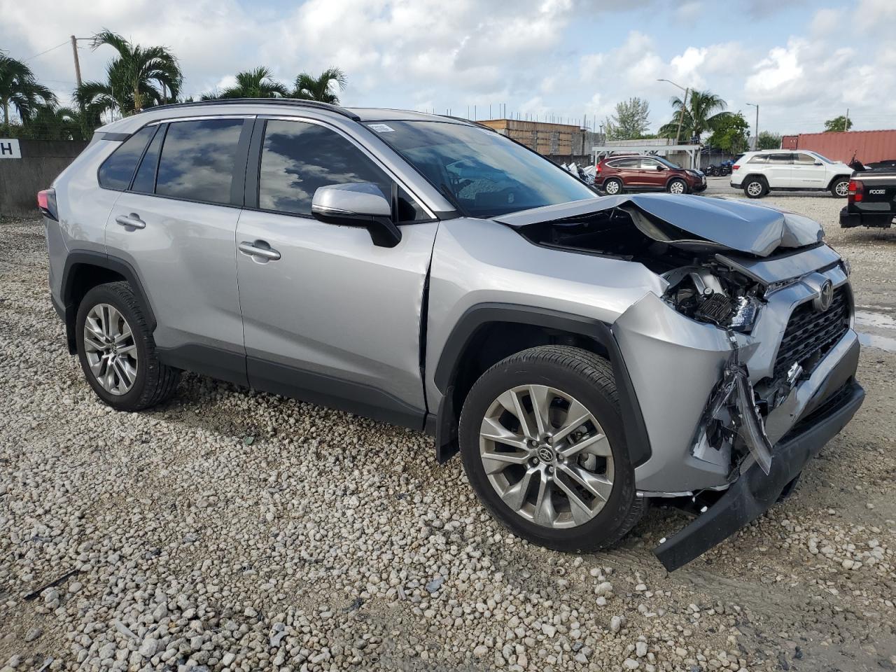 2024 TOYOTA RAV4 XLE PREMIUM VIN:2T3C1RFV0RC279249