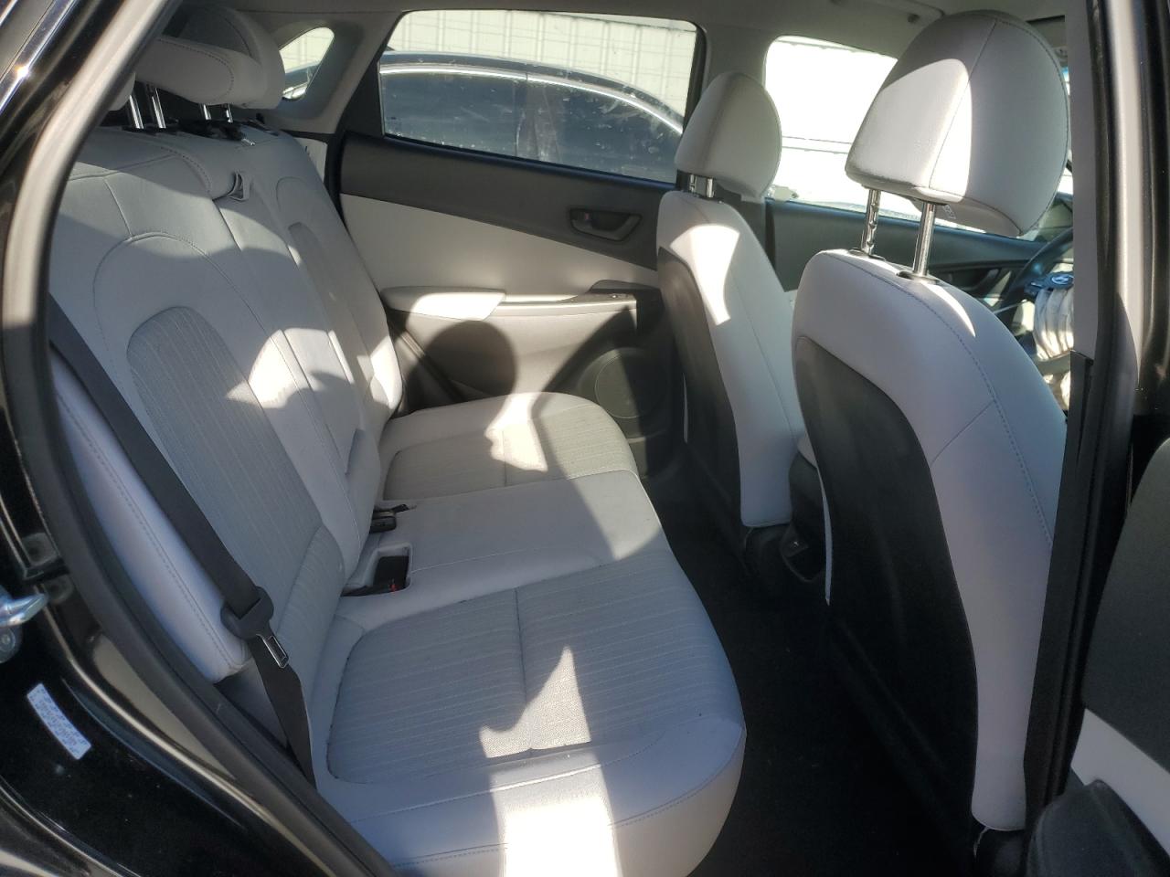 2023 HYUNDAI KONA SEL VIN:KM8K6CAB1PU965389