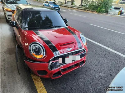 2017 MINI Cooper VIN: