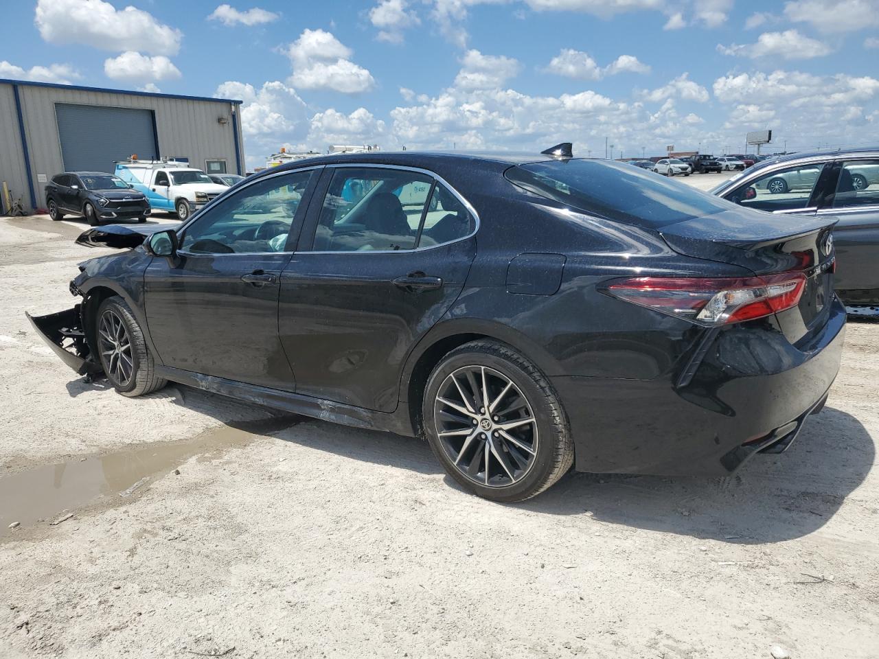 2022 TOYOTA CAMRY SE VIN:4T1G11AK4NU707647