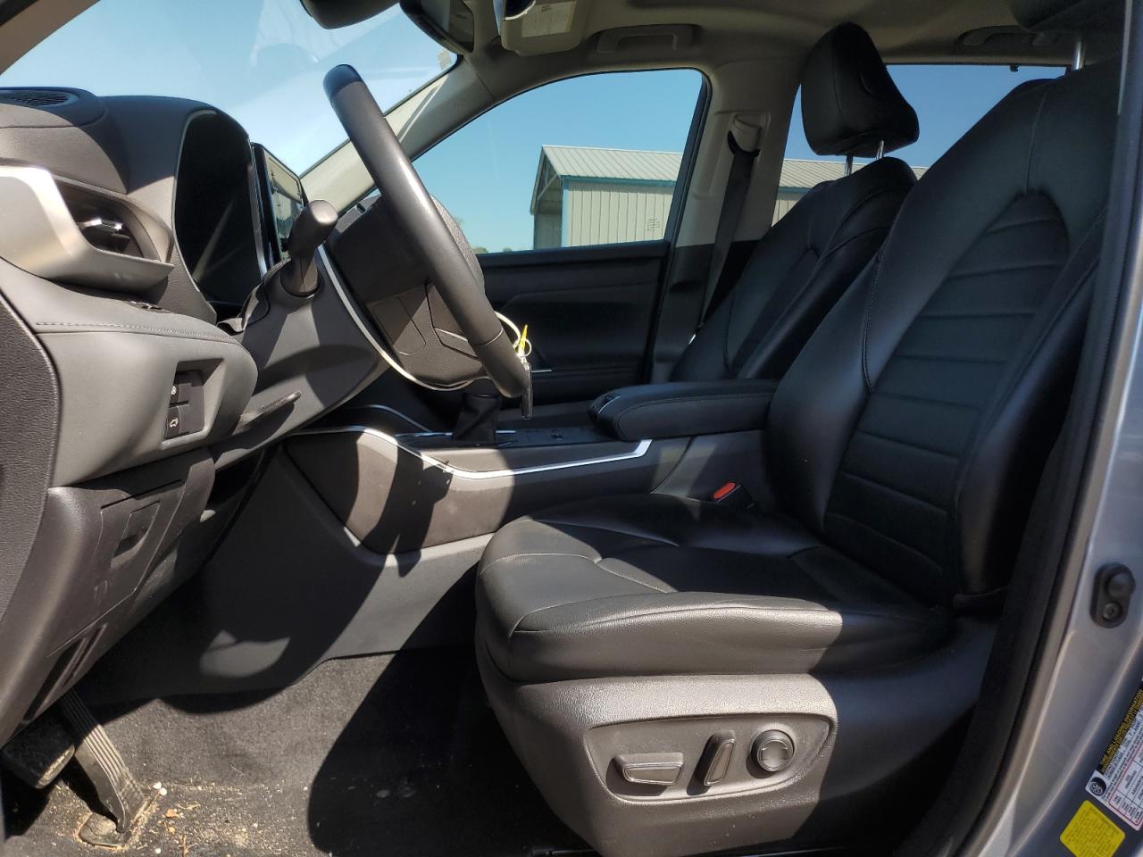 2022 TOYOTA HIGHLANDER XLE VIN:5TDGZRAH8NS128309