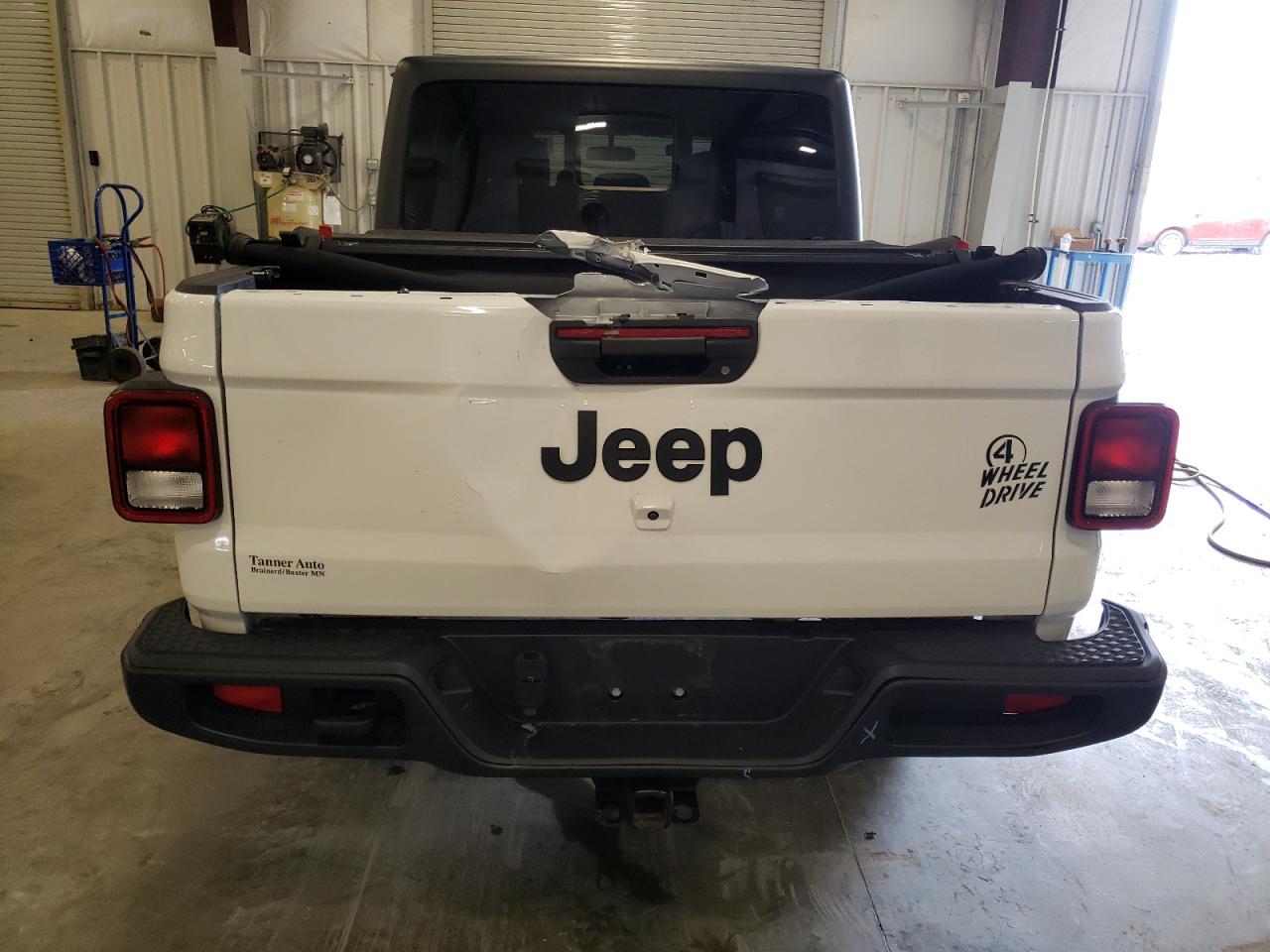2022 JEEP GLADIATOR SPORT VIN:1C6HJTAG4NL157704