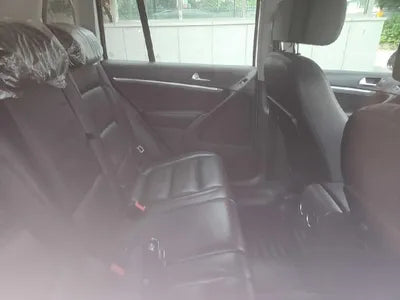 2015 Volkswagen Tiguan VIN: