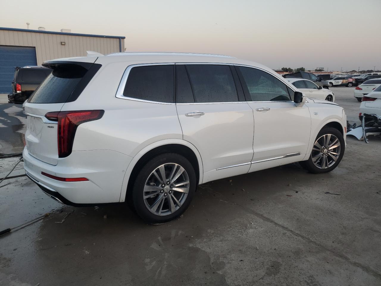 2024 CADILLAC XT6 PREMIUM LUXURY VIN:1GYKPDRS6RZ708725