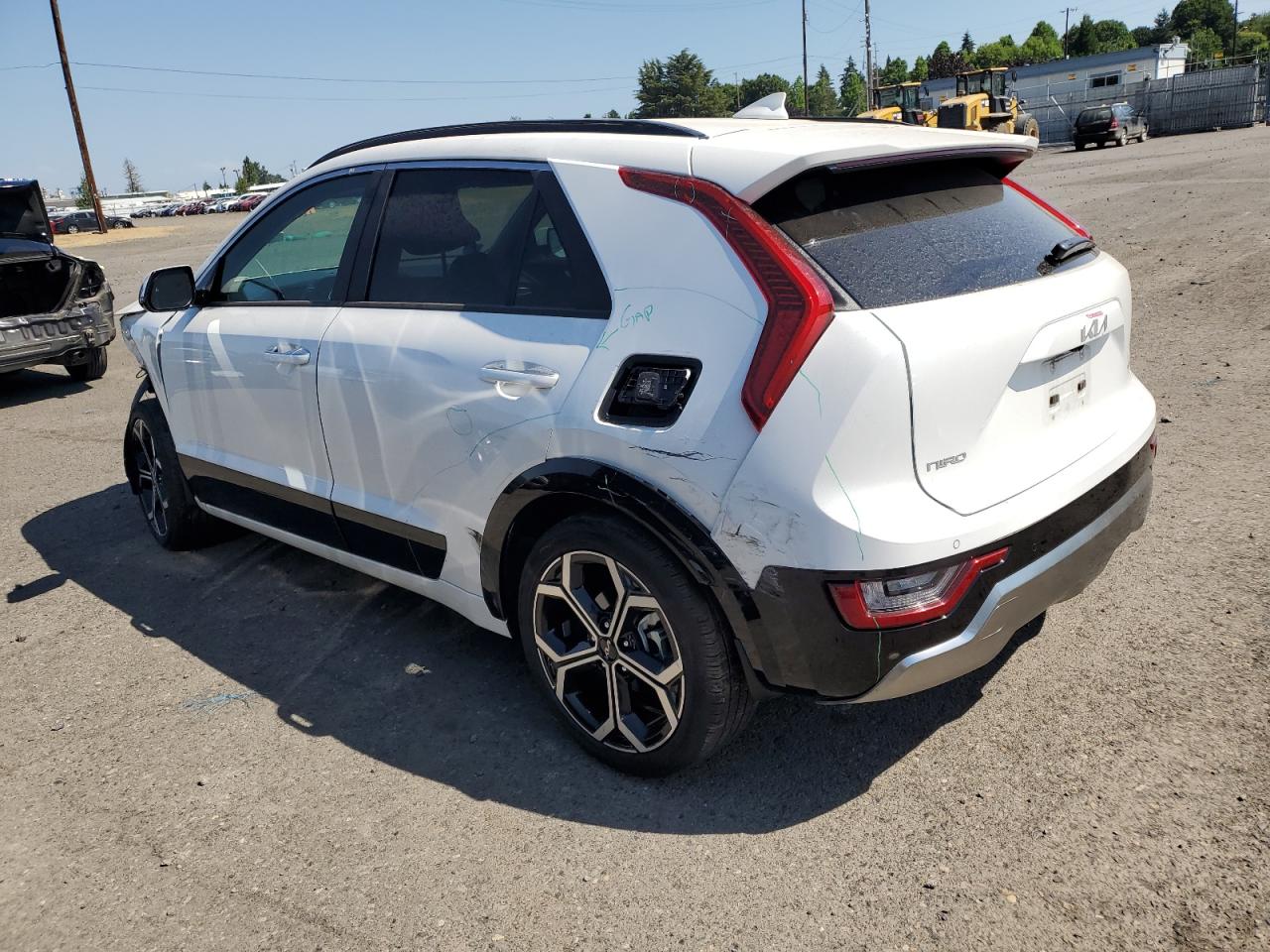 2024 KIA NIRO SX VIN:KNDCT3LE4R5131235