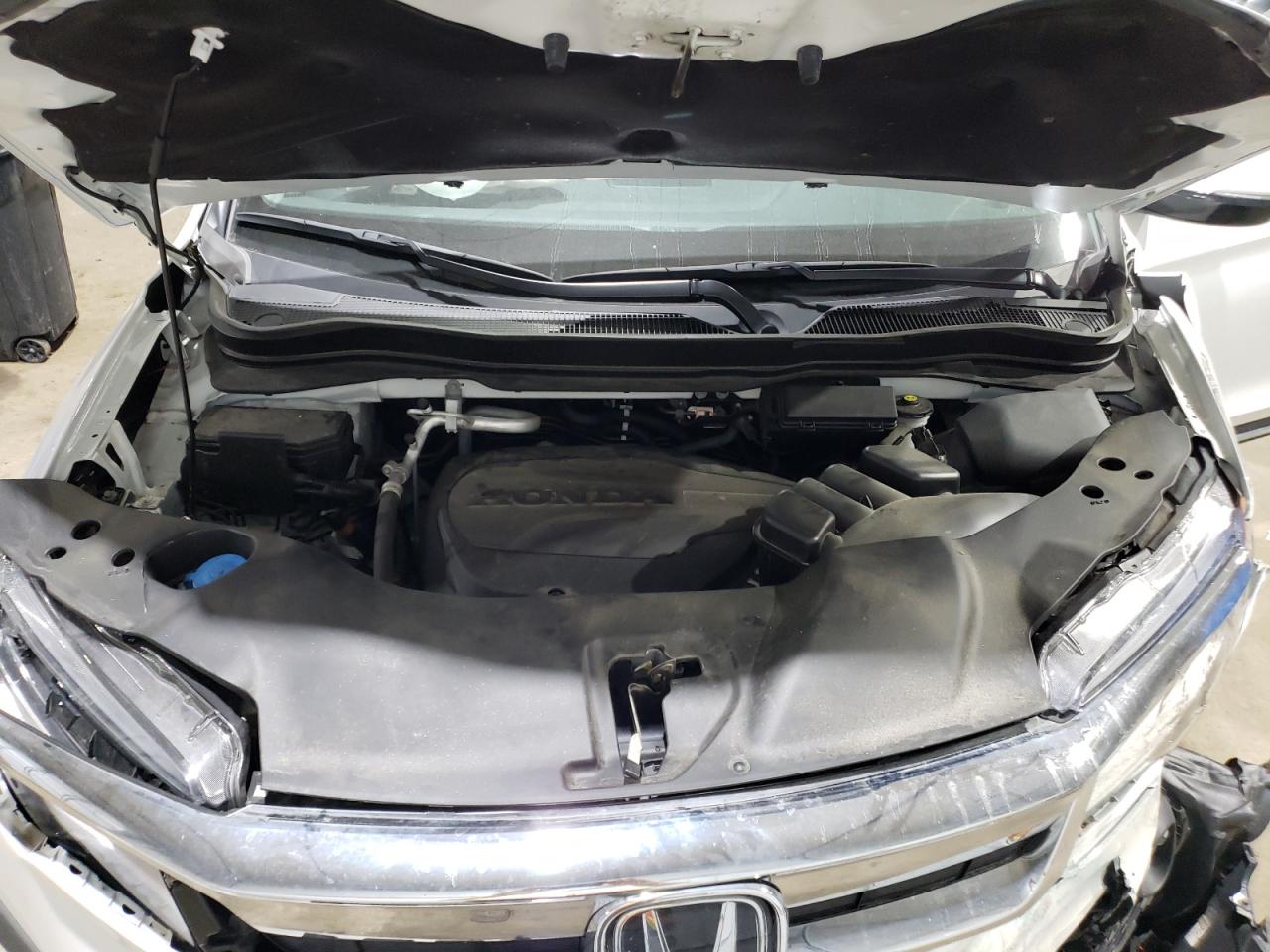 2022 HONDA PILOT TOURING VIN:5FNYF6H62NB031482