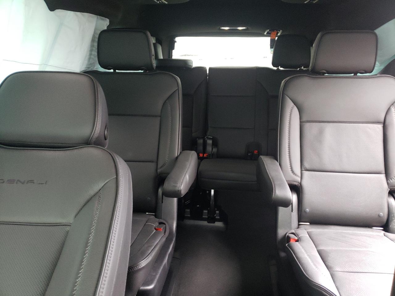 2022 GMC YUKON DENALI VIN:1GKS2DKL1NR212365
