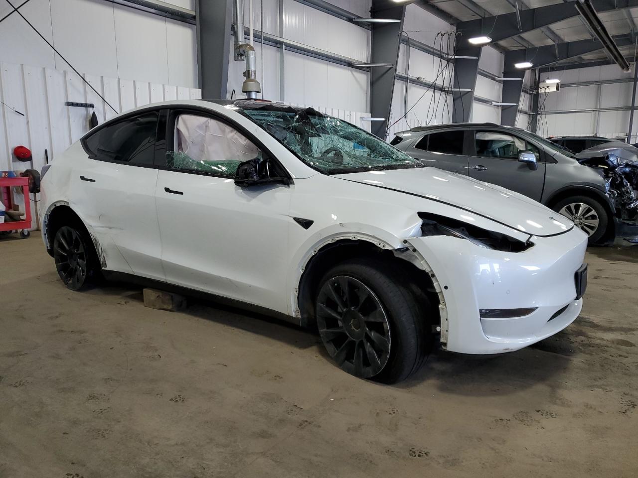 2022 TESLA MODEL Y  VIN:7SAYGAEE3NF546991