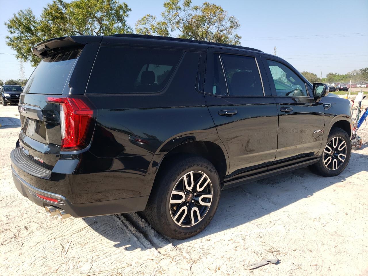 2022 GMC YUKON AT4 VIN:1GKS2CKL8NR164924
