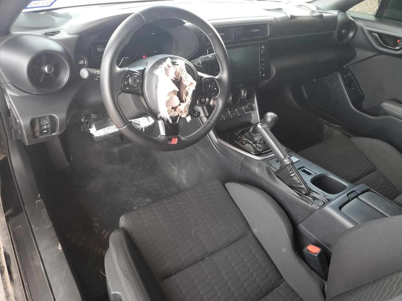 2022 TOYOTA GR 86  VIN:JF1ZNBC18N8755386