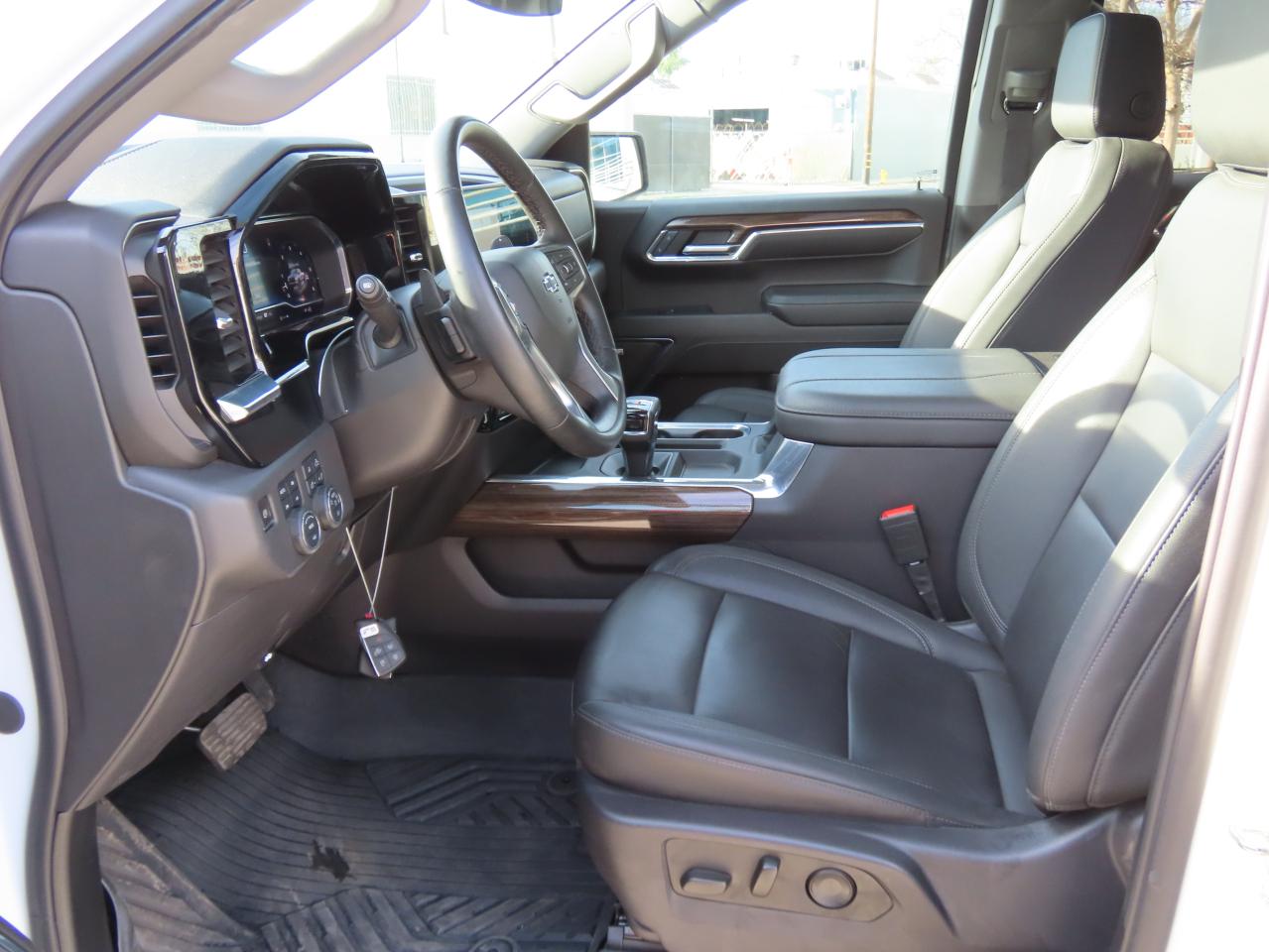 2024 CHEVROLET SILVERADO K1500 LT TRAIL BOSS VIN:3GCUDFED7RG294736