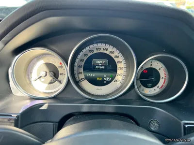 2015 Mercedes-Benz E 220 VIN: