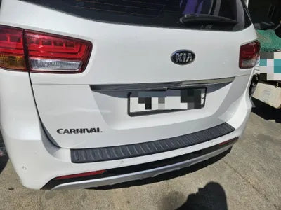 2015 Kia Carnival VIN: