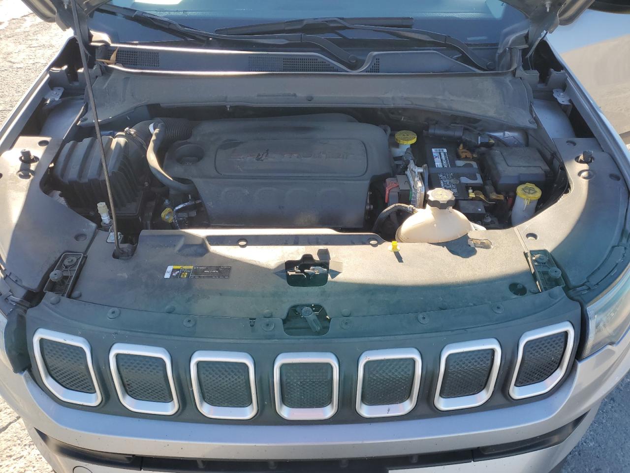 2022 JEEP COMPASS LATITUDE VIN:3C4NJCBB6NT119670