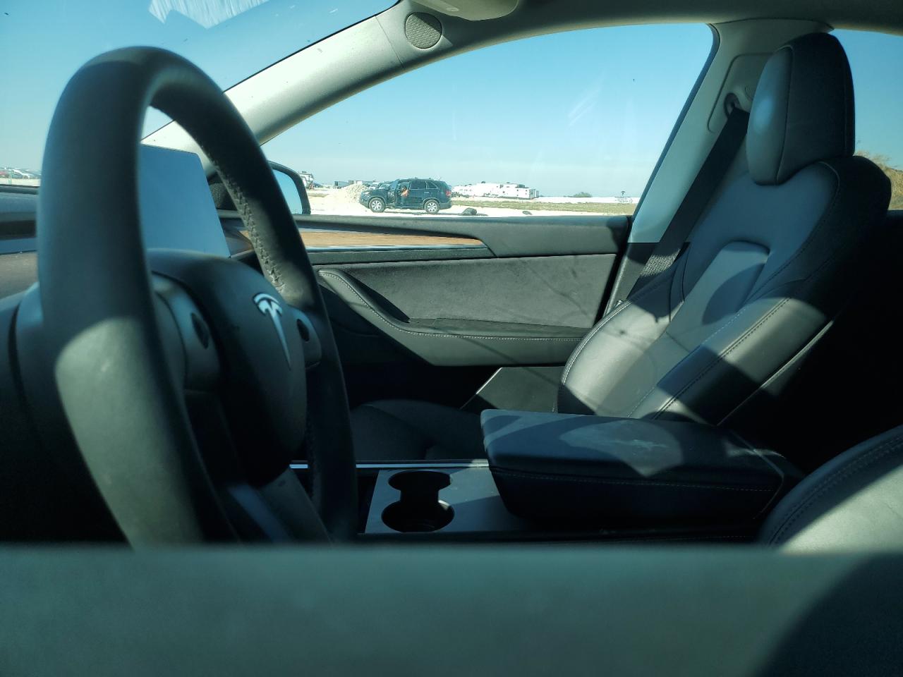 2023 TESLA MODEL Y  VIN:7SAYGDEF3PF907651