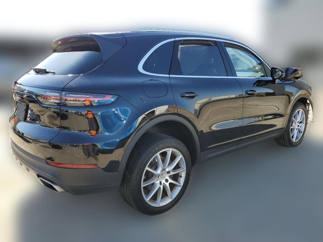 2022 PORSCHE CAYENNE  VIN:WP1AA2AY5NDA02939