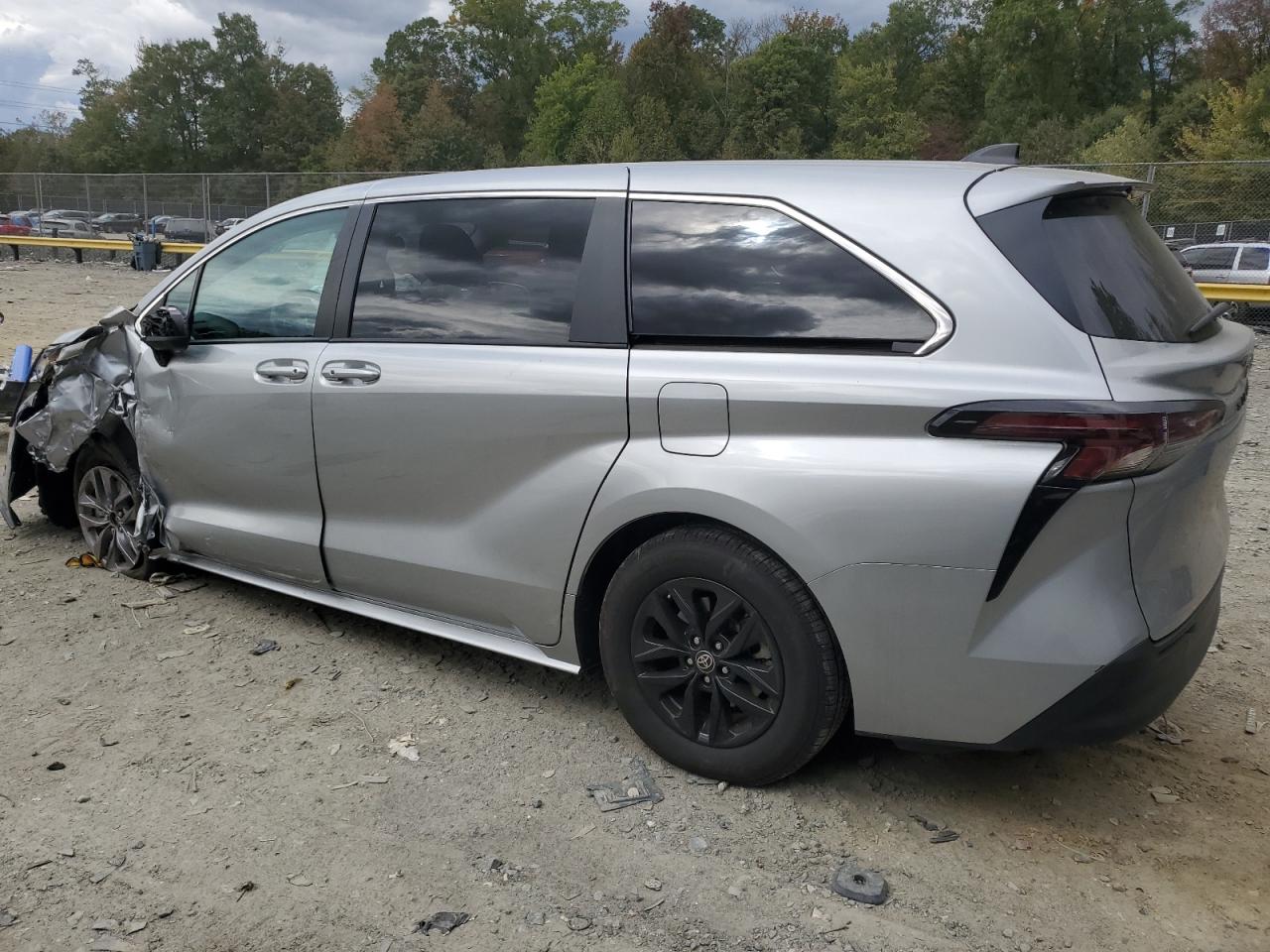 2023 TOYOTA SIENNA LE VIN:5TDKRKEC3PS158479