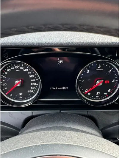 2016 Mercedes-Benz E 220 VIN: