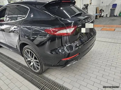 2017 Maserati Levante VIN: