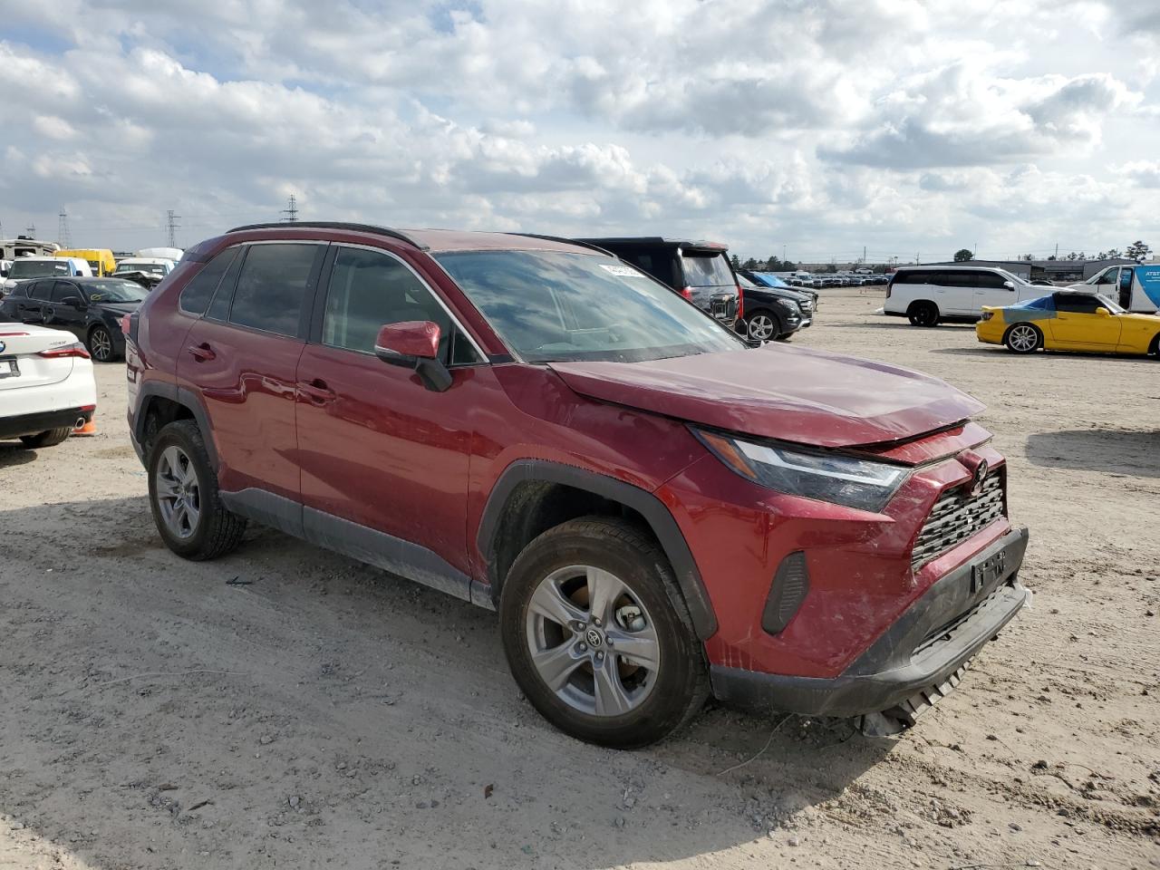 2024 TOYOTA RAV4 XLE VIN:2T3W1RFV0RW330180