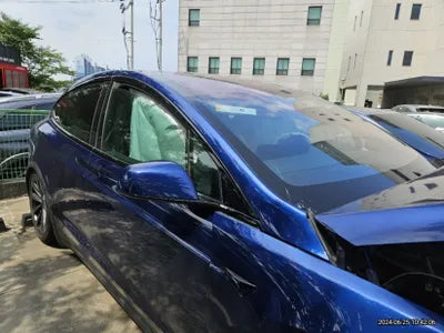 2023 Tesla Model X VIN: