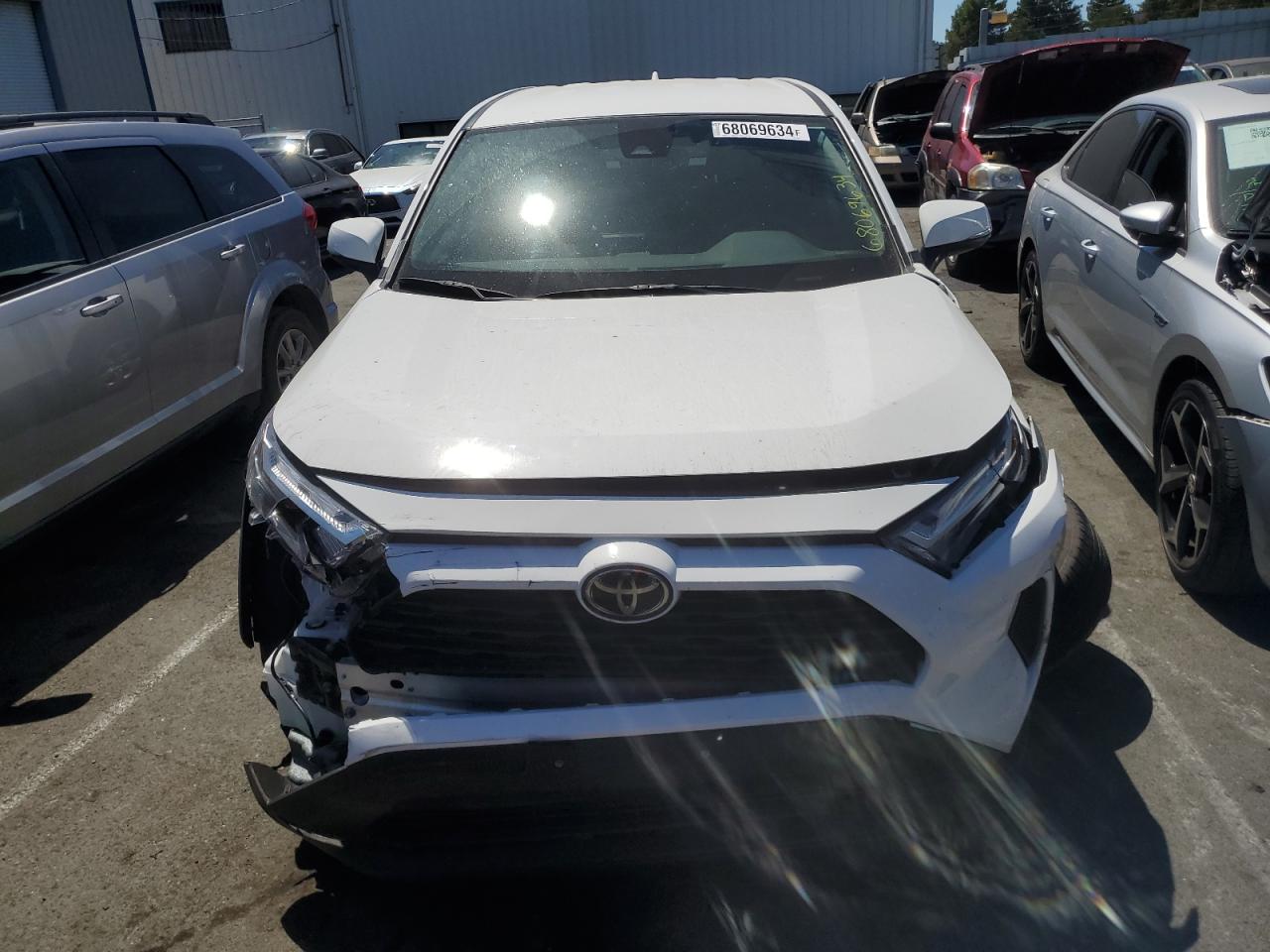 2023 TOYOTA RAV4 LE VIN:2T3K1RFV6PC240318