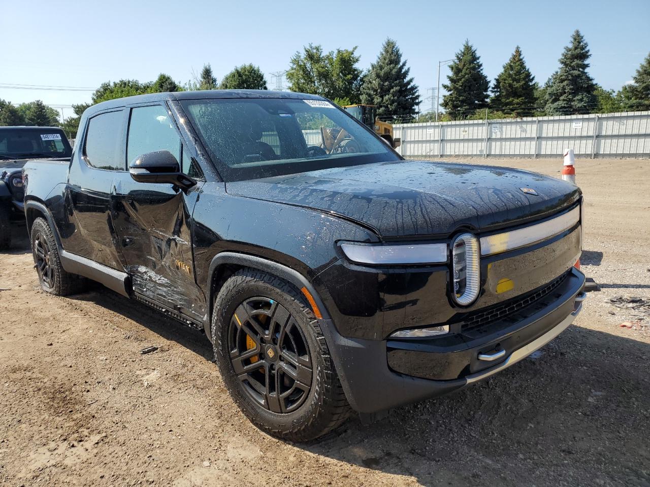 2024 RIVIAN R1T ADVENTURE VIN:7FCTGAAA3RN033543