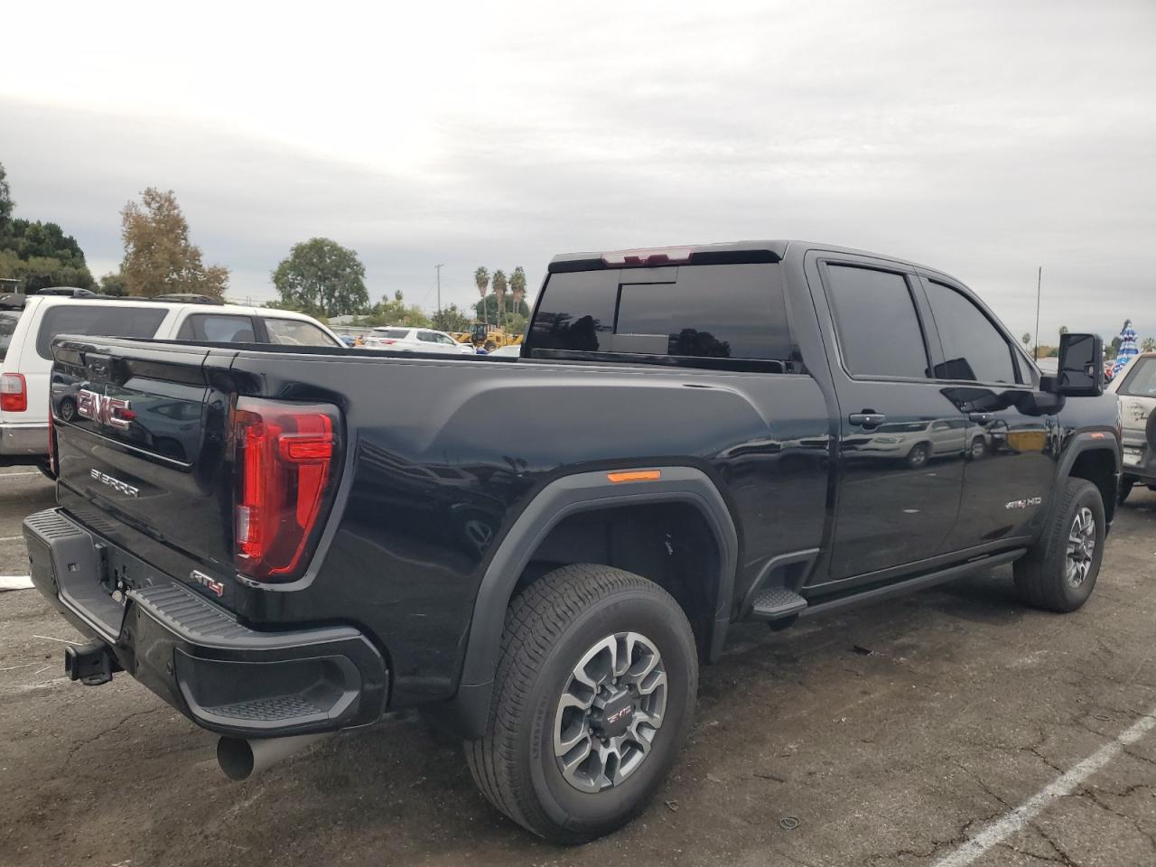 2022 GMC SIERRA K2500 AT4 VIN:1GT49PEY6NF209312