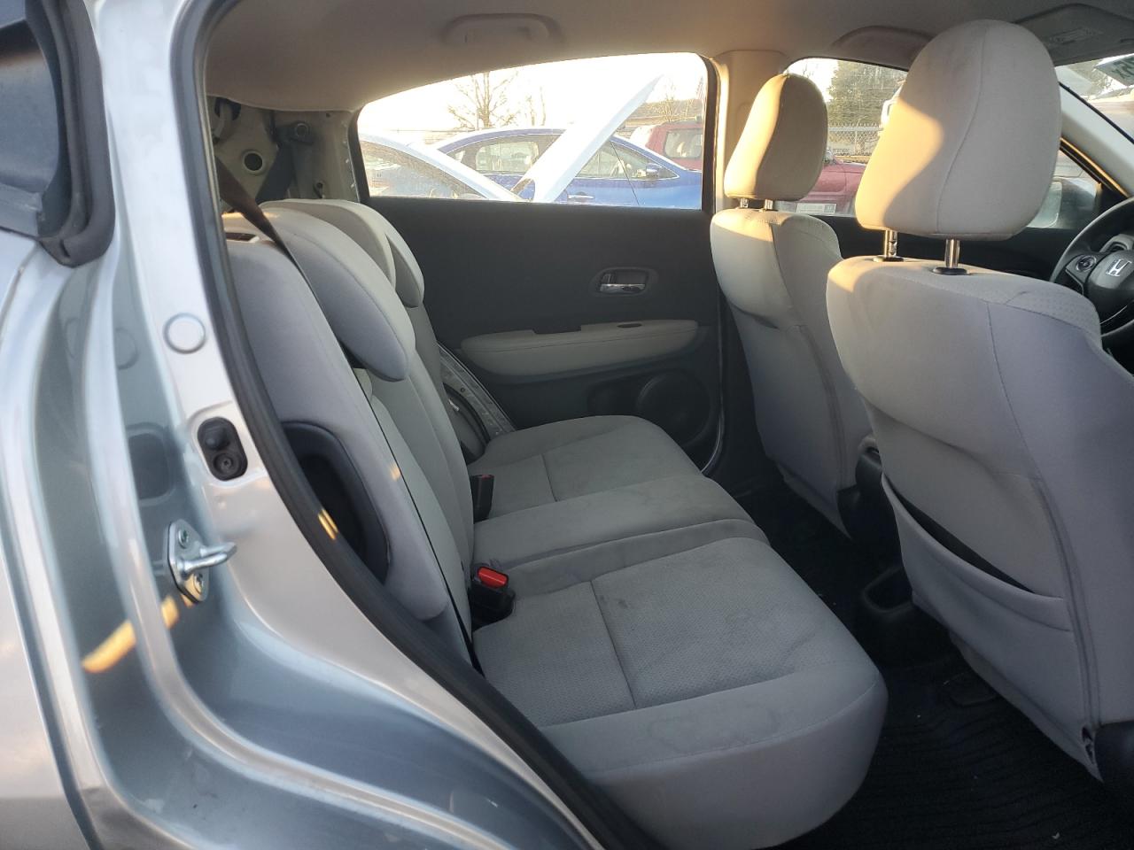 2022 HONDA HR-V LX VIN:3CZRU6H33NM740170