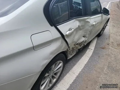 2016 BMW 320 WBA8C5105GK637564 VIN:WBA8C5105GK637564