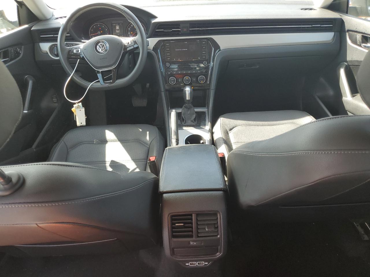2022 VOLKSWAGEN PASSAT SE VIN:1VWSA7A30NC008898