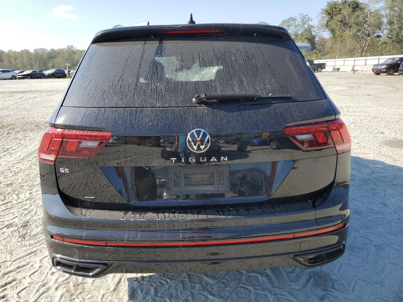2022 VOLKSWAGEN TIGUAN SE R-LINE BLACK VIN:3VVCB7AX7NM047415