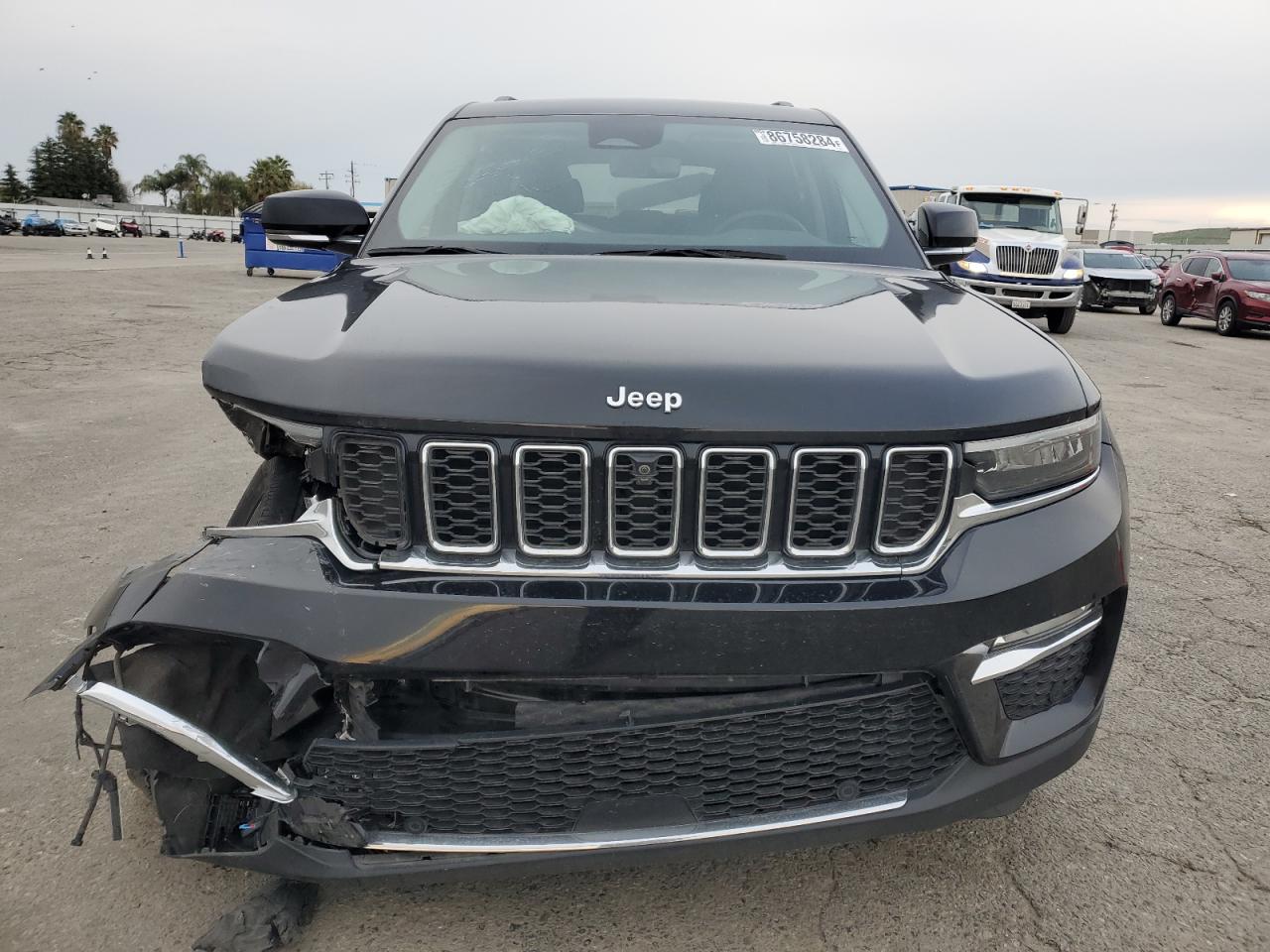 2023 JEEP GRAND CHEROKEE LIMITED VIN:1C4RJGBG2PC523181