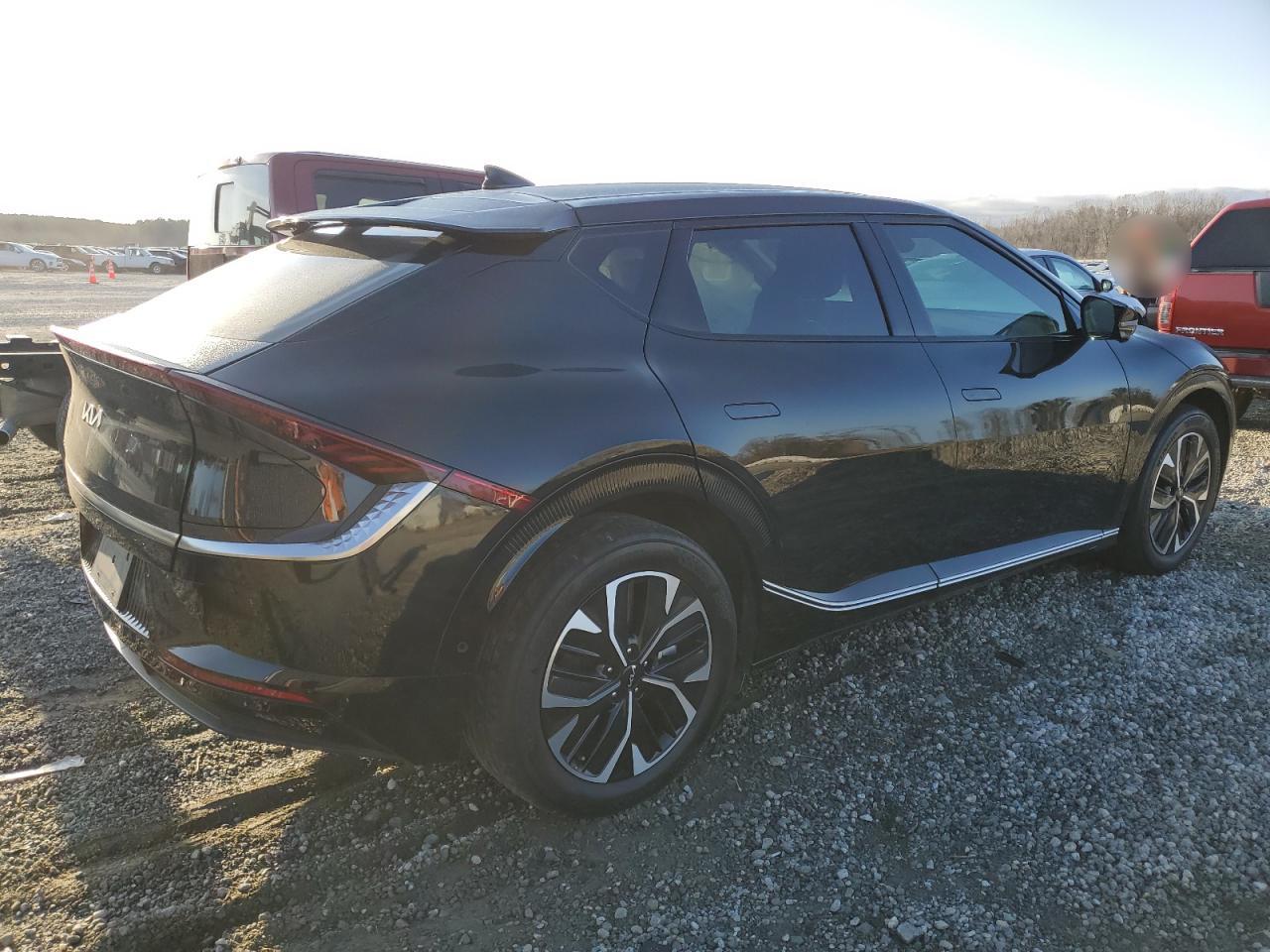 2022 KIA EV6 LIGHT VIN:KNDC3DLC6N5085907