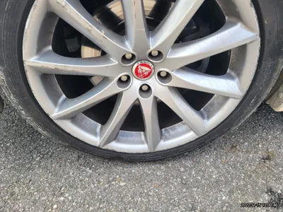 2016 Jaguar XJ SAJAA229XGNV99979 VIN:SAJAA229XGNV99979