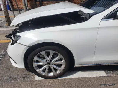 2019 Mercedes-Benz E 300 WDDZF4JB2KA672352 VIN:WDDZF4JB2KA672352