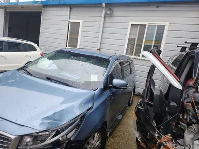 2015 Kia Carnival VIN: