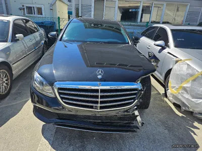 2017 Mercedes-Benz E 300 VIN: