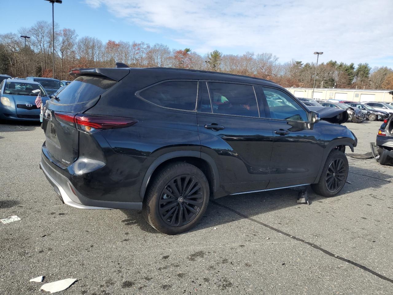 2024 TOYOTA HIGHLANDER LE VIN:5TDKDRBH9RS537559