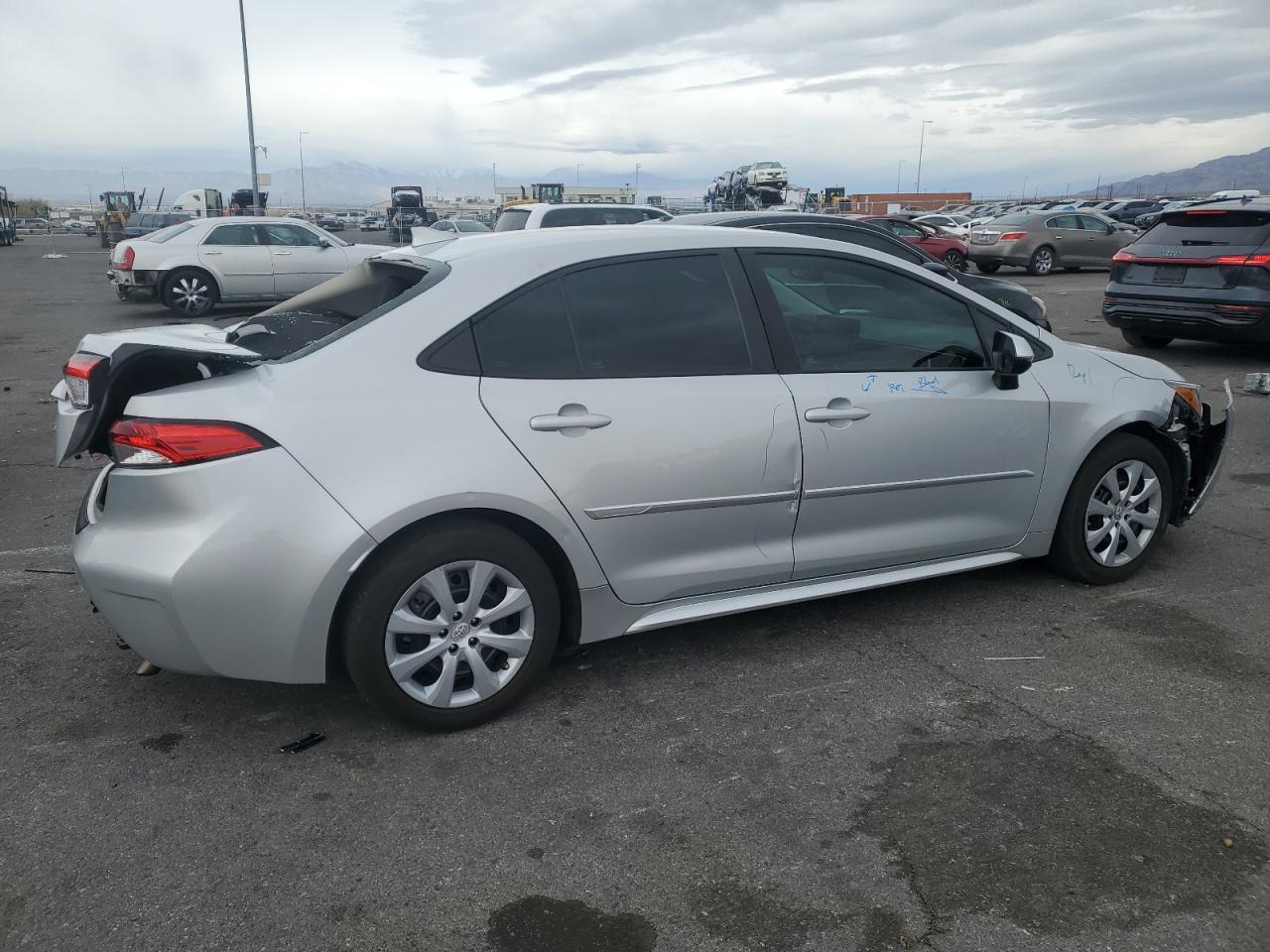 2022 TOYOTA COROLLA LE VIN:5YFEPMAE6NP311416