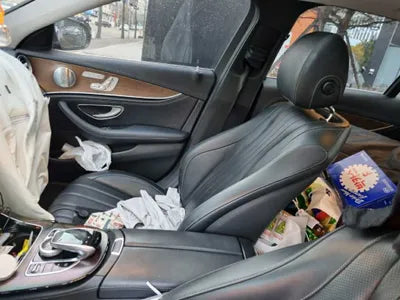 2017 Mercedes-Benz E 300 VIN: