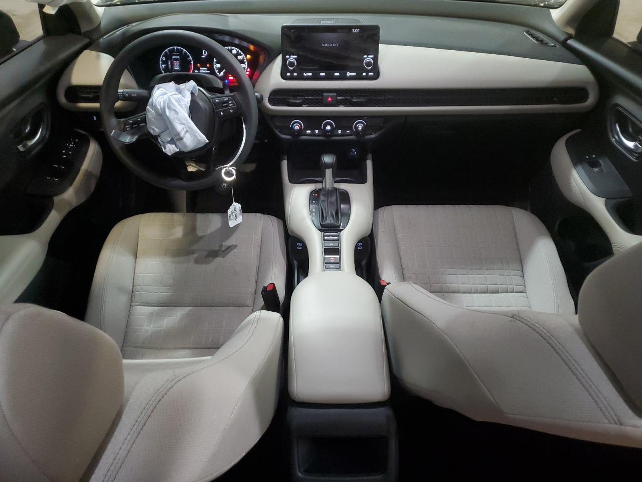 2024 HONDA HR-V LX VIN:3CZRZ1H31RM743532