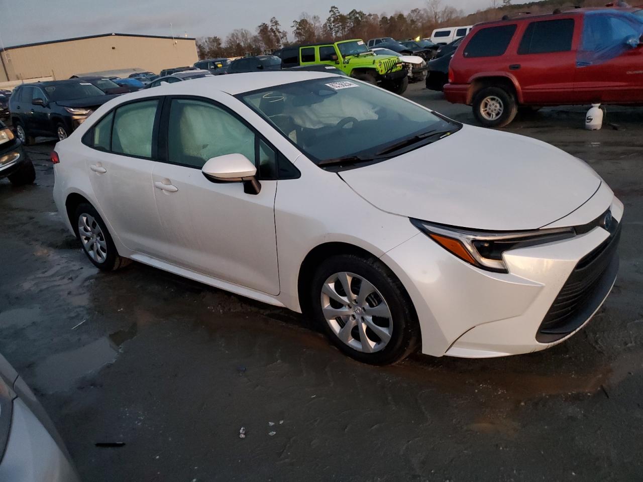 2024 TOYOTA COROLLA LE VIN:JTDBCMFE8R3058671